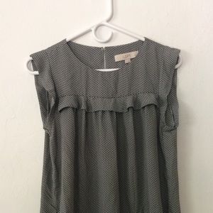 Sleeveless Black and White Pattern LOFT Blouse